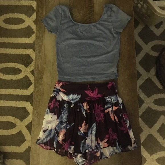 American Eagle Outfitters Pants - AEO crop top and short set
